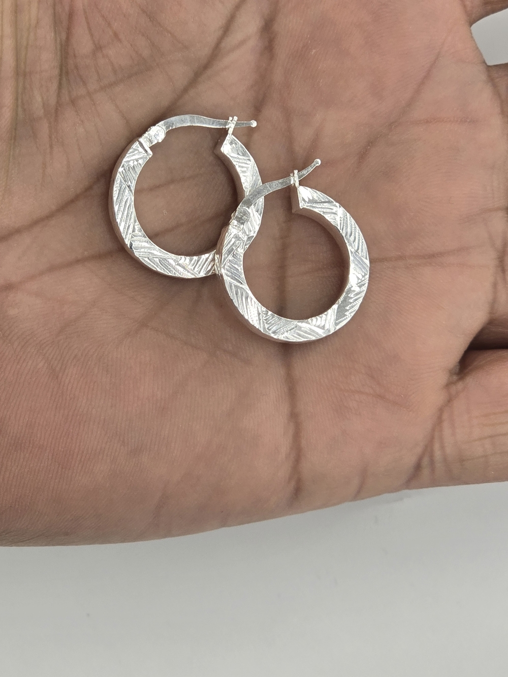 925 Sterling Silver Hoop Earring